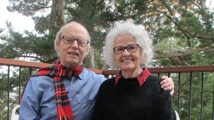 happy-family-photo fluffy-hair-newhall