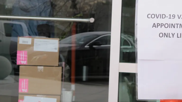 Moderna-vaccine-delivery