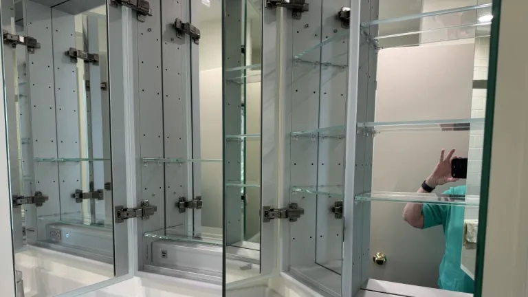 interior-huge-medicine-cabinet