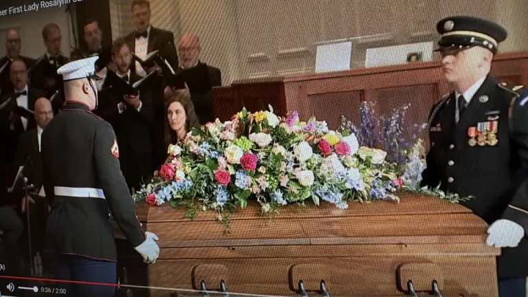 rosalynn-carter-casket