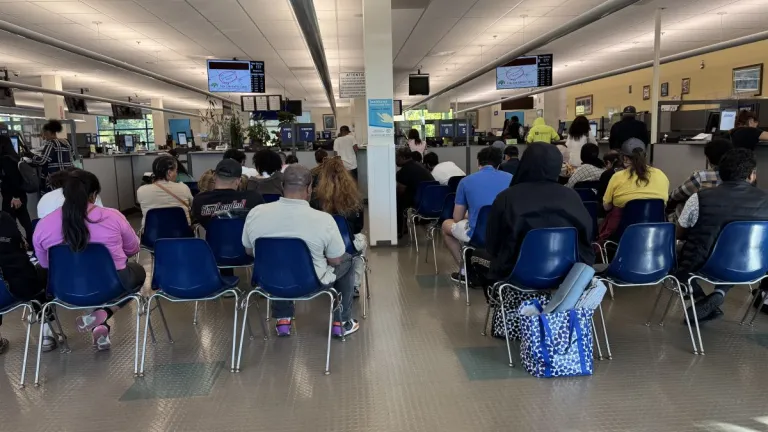 waiting-my-turn-at-the-dmv-with-150-people-ahead-of-me-in-line/ hundreds-wait-at-california-dmv